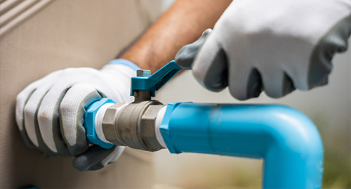 Instalación de fontanería para restauración